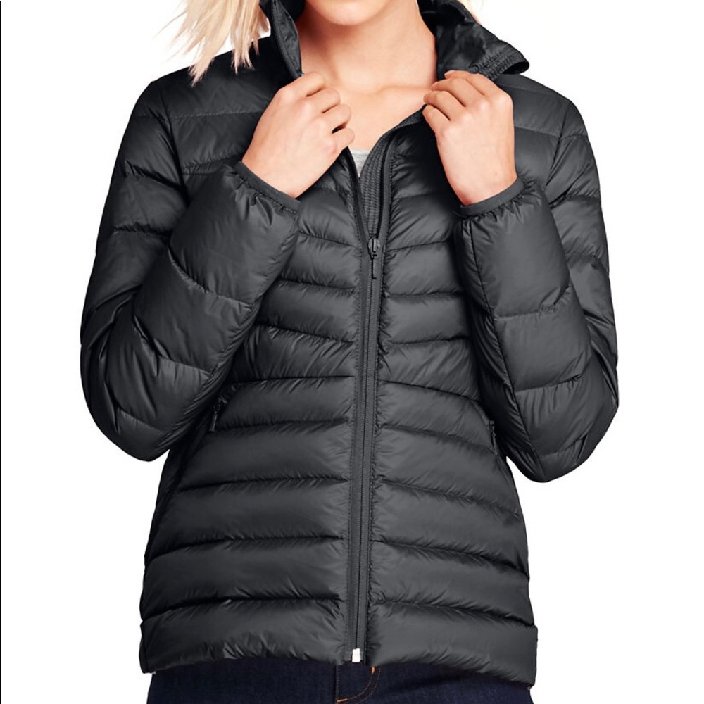 Lands’ End Ultralight Down Jacket NWT
